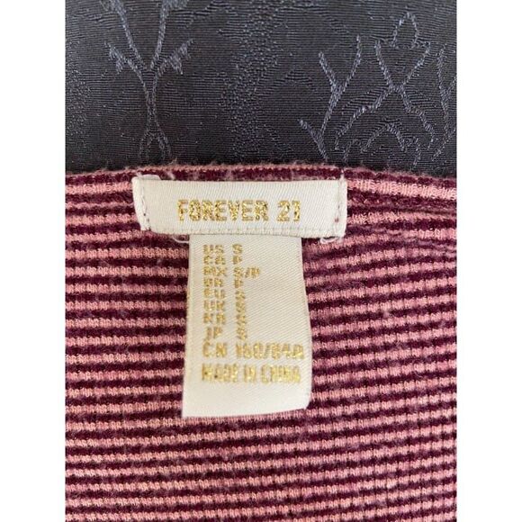 Forever 21 Stripped Crop Top (Small) - Picture 4 of 4